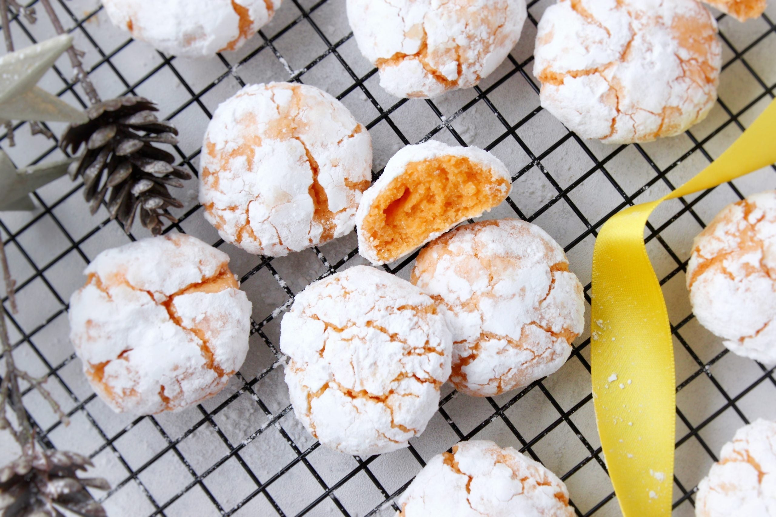 Crinkle cookies med appelsinsmak