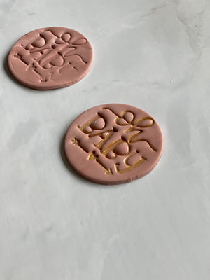 Lag cupcake dekorasjoner med Sweet Stamp stempel