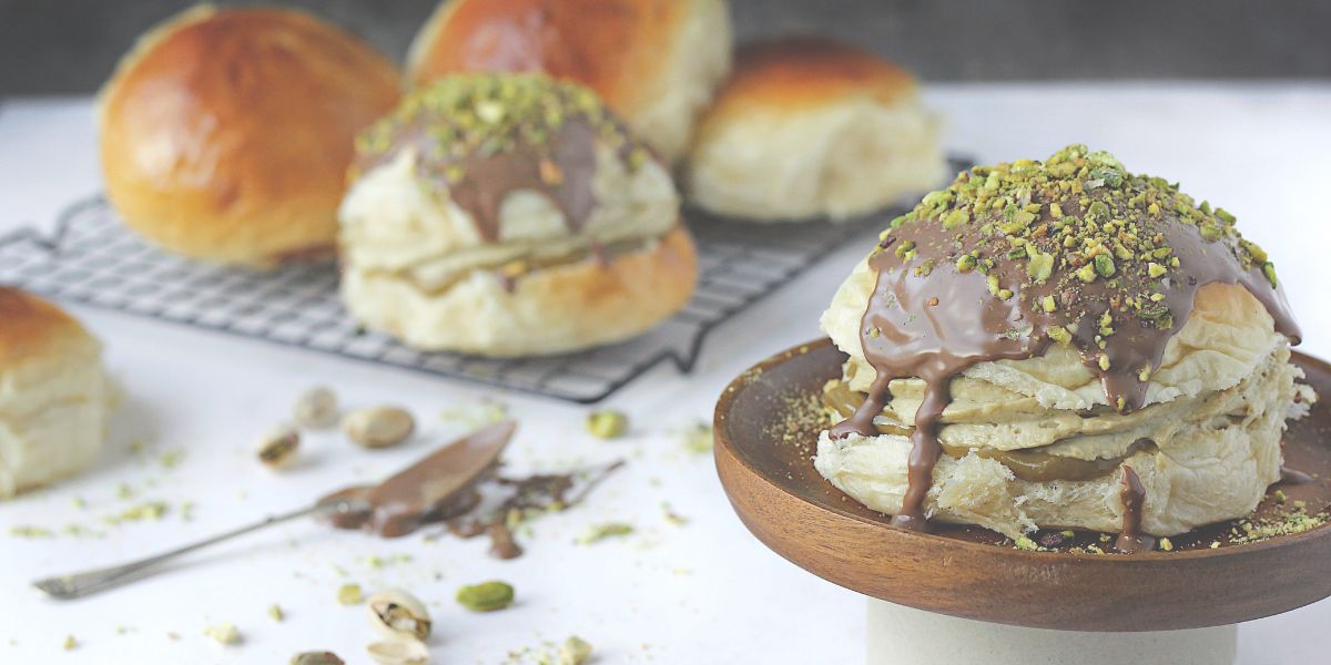 Boller med pistasj og sjokolade