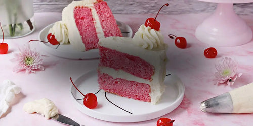 Oppskrift på Cherry velvet kake