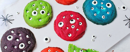 Oppskrift på Monster Cookies til Halloween