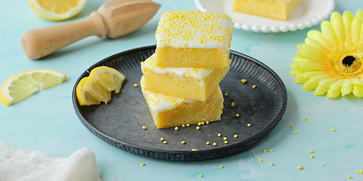 oppskrift på fudgy sitronbrownies