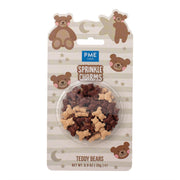 PME Strøssel -Sprinkle Charms- -Teddy Bears-, Brun og kremhvit, 15,5×14mm, 25g  Gi bakverkene dine en dose med uimotståelig sjarm! PME Sprinkle Charms med bamsemotiv er dekorative, store strøssel-figurer som umiddelbart tilfører personlighet og glede til kaker, cupcakes og desserter. 
 Disse lekne bamsene i brunt og kremhvitt er den perfekte snarveien til en spektakulær dekorasjon som imponerer bå