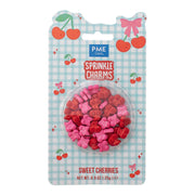 PME Strøssel -Sprinkle Charms- -Sweet Cherries-, Rød og rosa, 11mm, 25g  PME Sweet Cherries Sprinkle Charms er lekne, ekstra store strøssel designet for å gi bakverkene dine umiddelbar personlighet. Disse sjarmerende kirsebærene på 11 mm kommer i friske farger av rødt og rosa, komplett med bittesmå pregede sløyfer. Dette er ikke bare vanlig strøssel – det er små dekorative "smykker" som setter pr