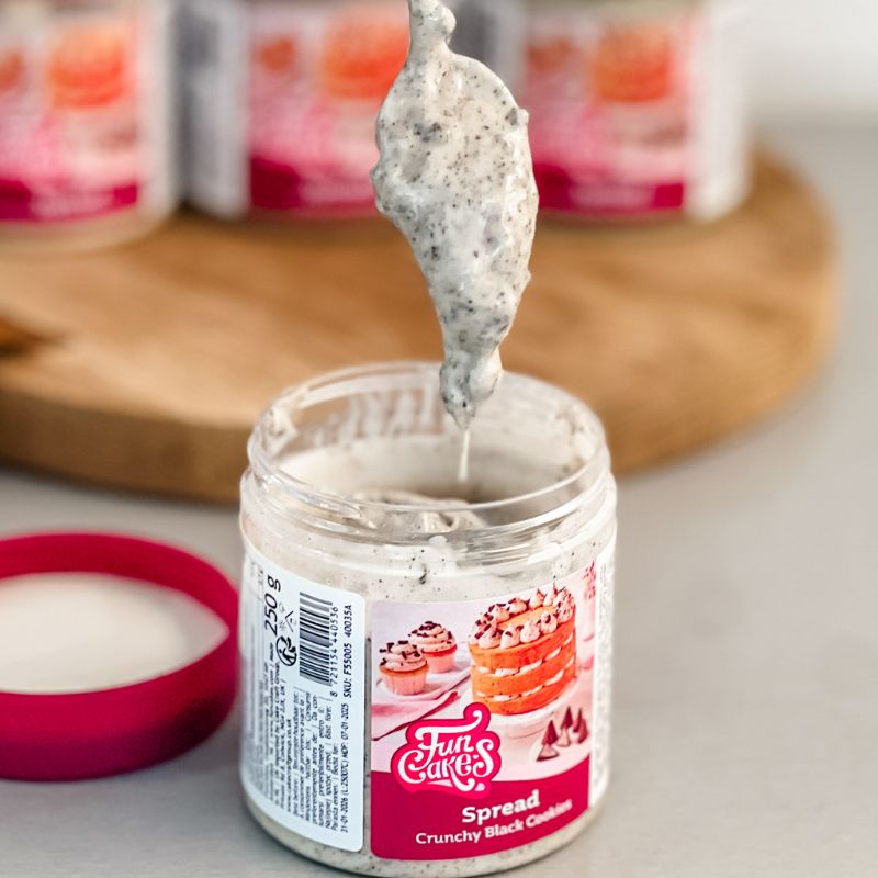 FunCakes Spreads - Crunchy Black Cookies, 250g (B.F. 31.03.2026)