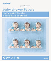 Baby med tåteflaske og blå bleie. 6stk
