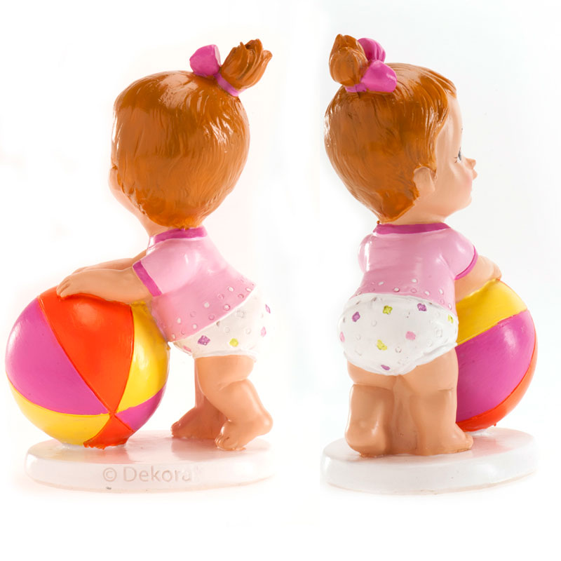 Kaketopp baby -Jente med ball- 11cm