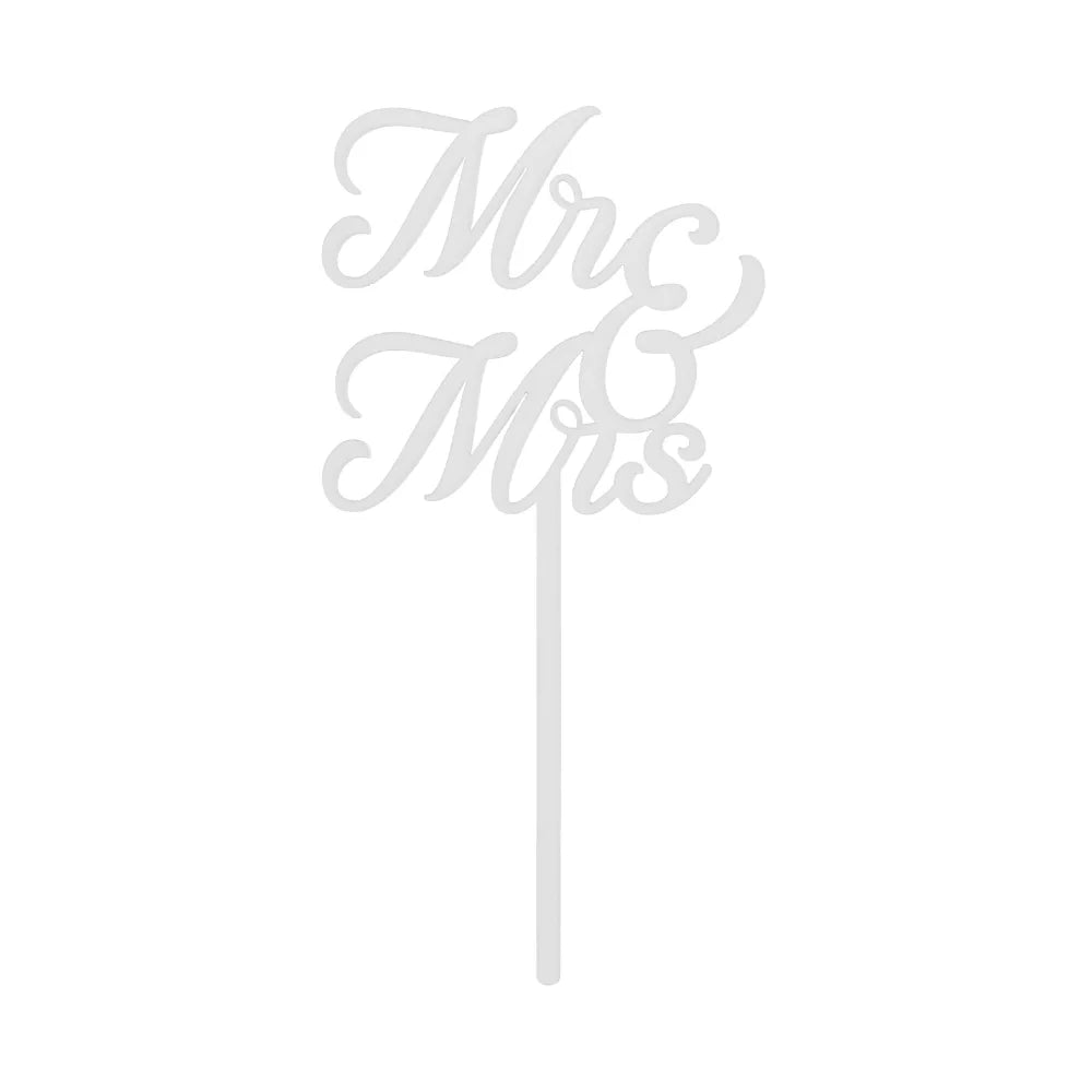 Kaketopp Mr & Mrs i hvit akryl mot hvit bakgrunn