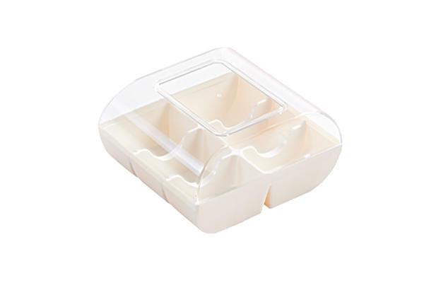 hvit makronboks i hardplast