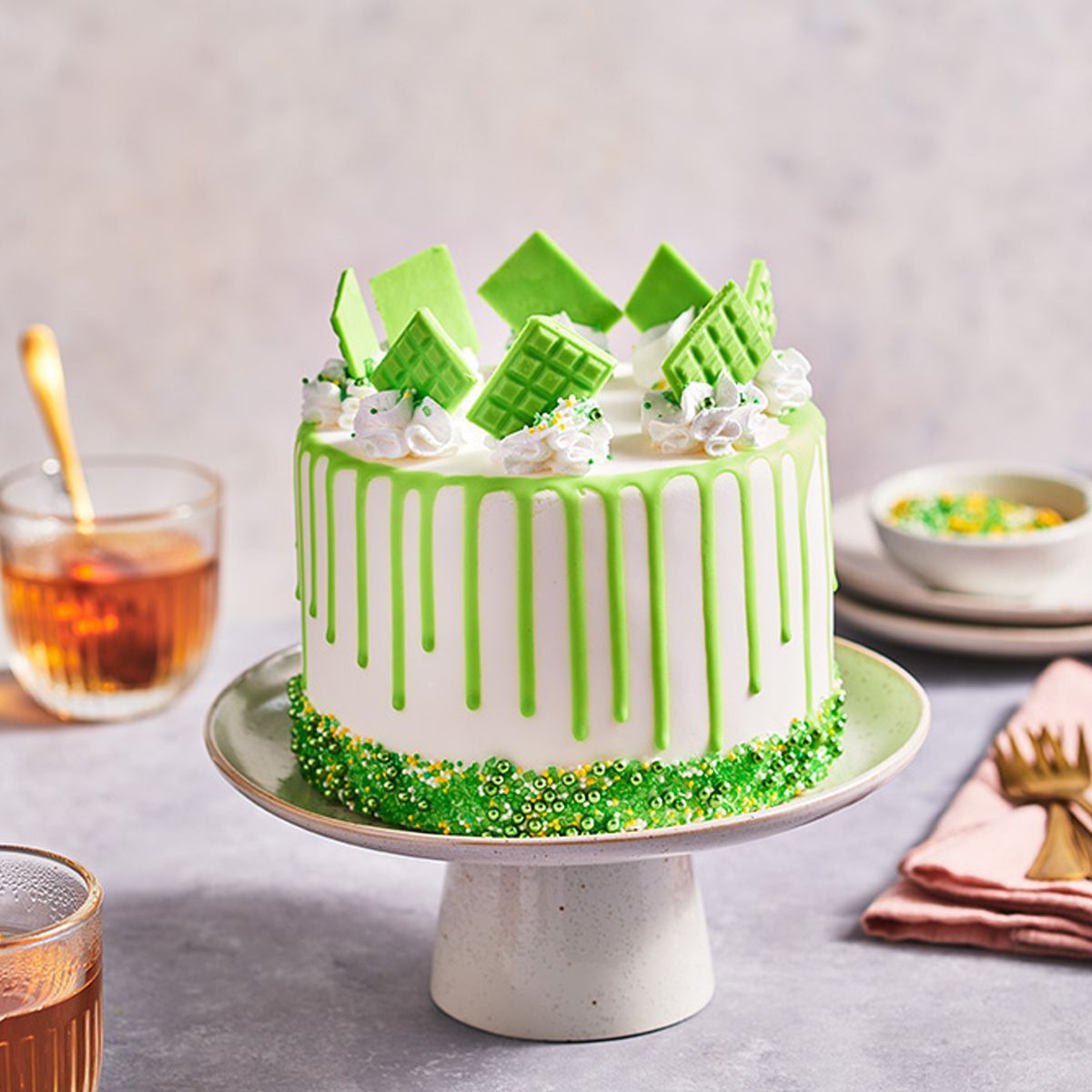 Dryppkake med lys grønn glasur