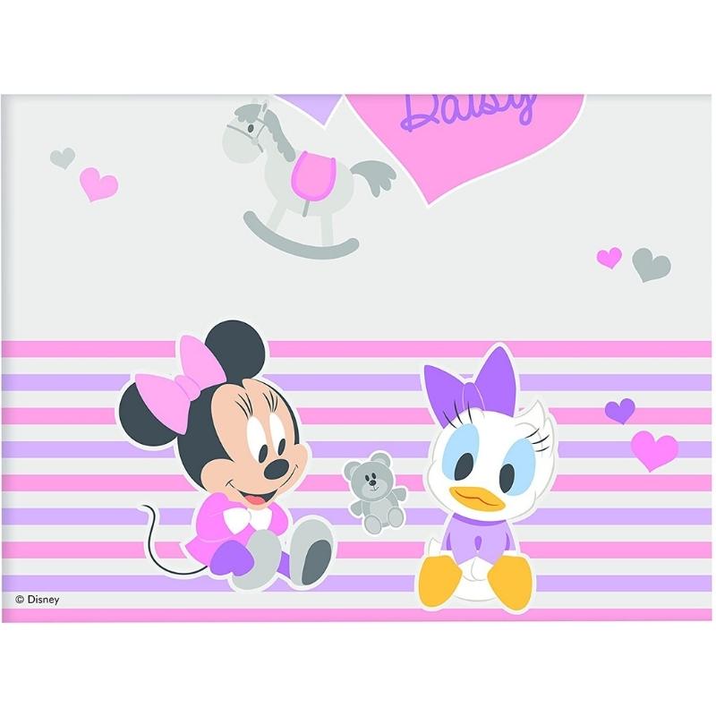 Duk med Disney sin Minni og Dolly