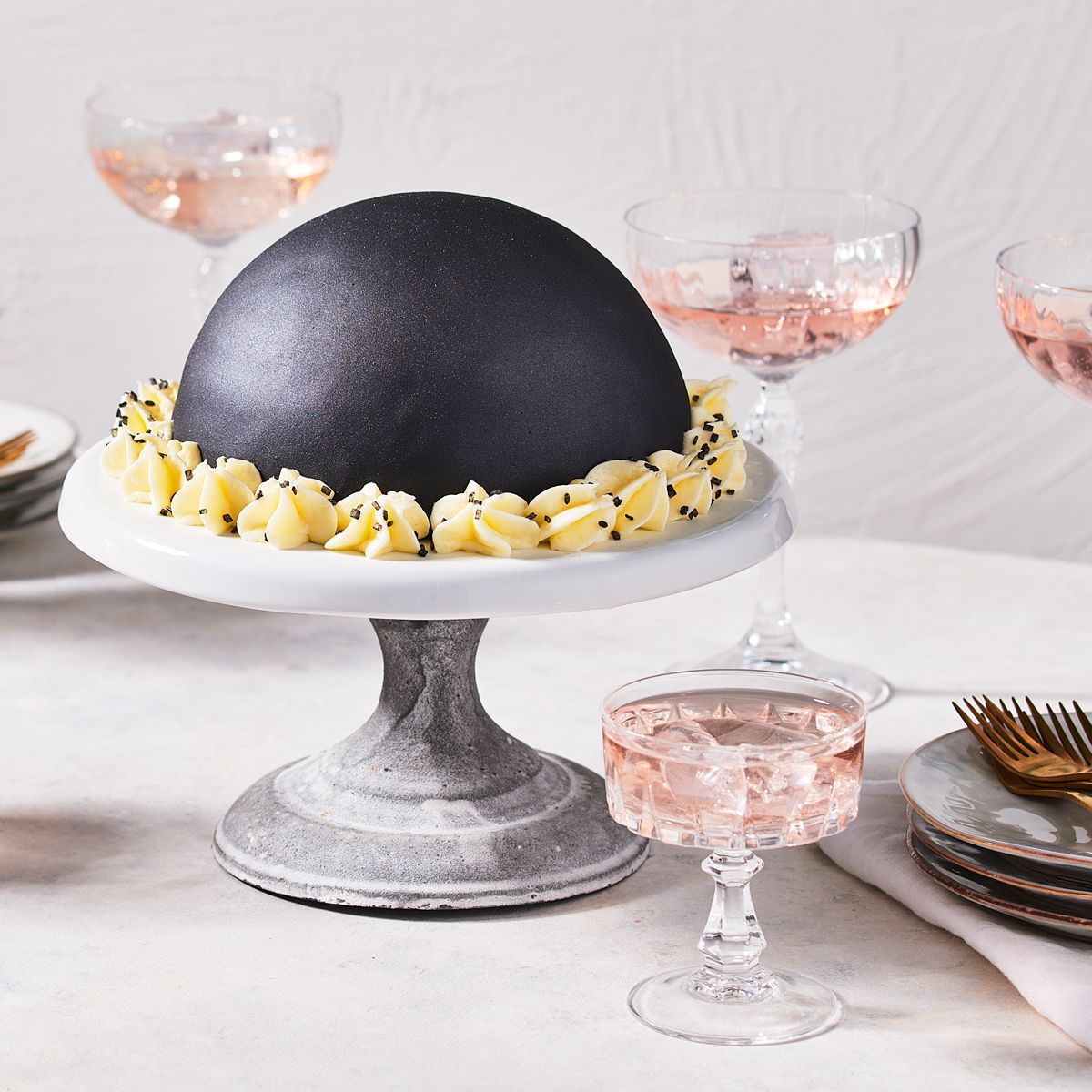 FunCakes Metallic Spiselig Fargespray -svart- 100ml