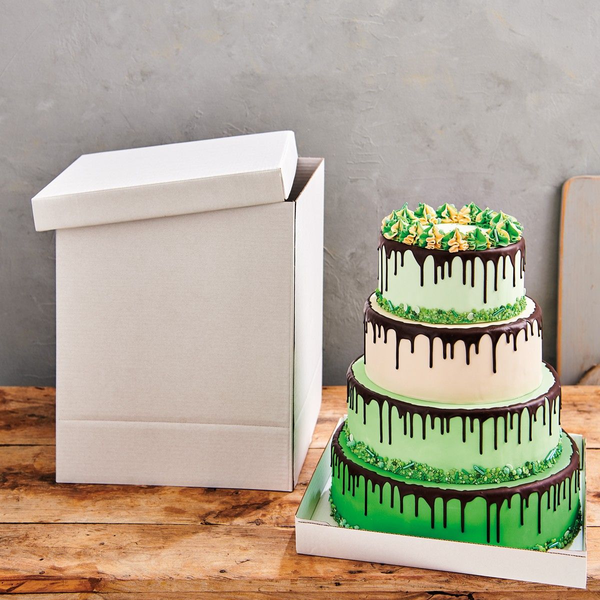 FunCakes Stor Kakeeske - Hvit 52x52x70cm