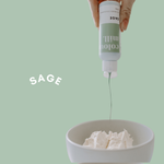 Colour Mill - Oljebasert Farge -Sage- 20ml <span style="font-size: 16px;font-weight: 400">Colour Mill oljebaserte farge sage i grønn er spesielt laget til fettrike mediumer som smørkrem, swiss meringue, sjokolade, kakerøre, ganache og sukkerpasta. Fargene passer også til flower paste, gumpaste, modelleringspaste, royal icing, marsipan, frosting, isomalt, dekoreringsgele, cake lace og mer.  
 <span
