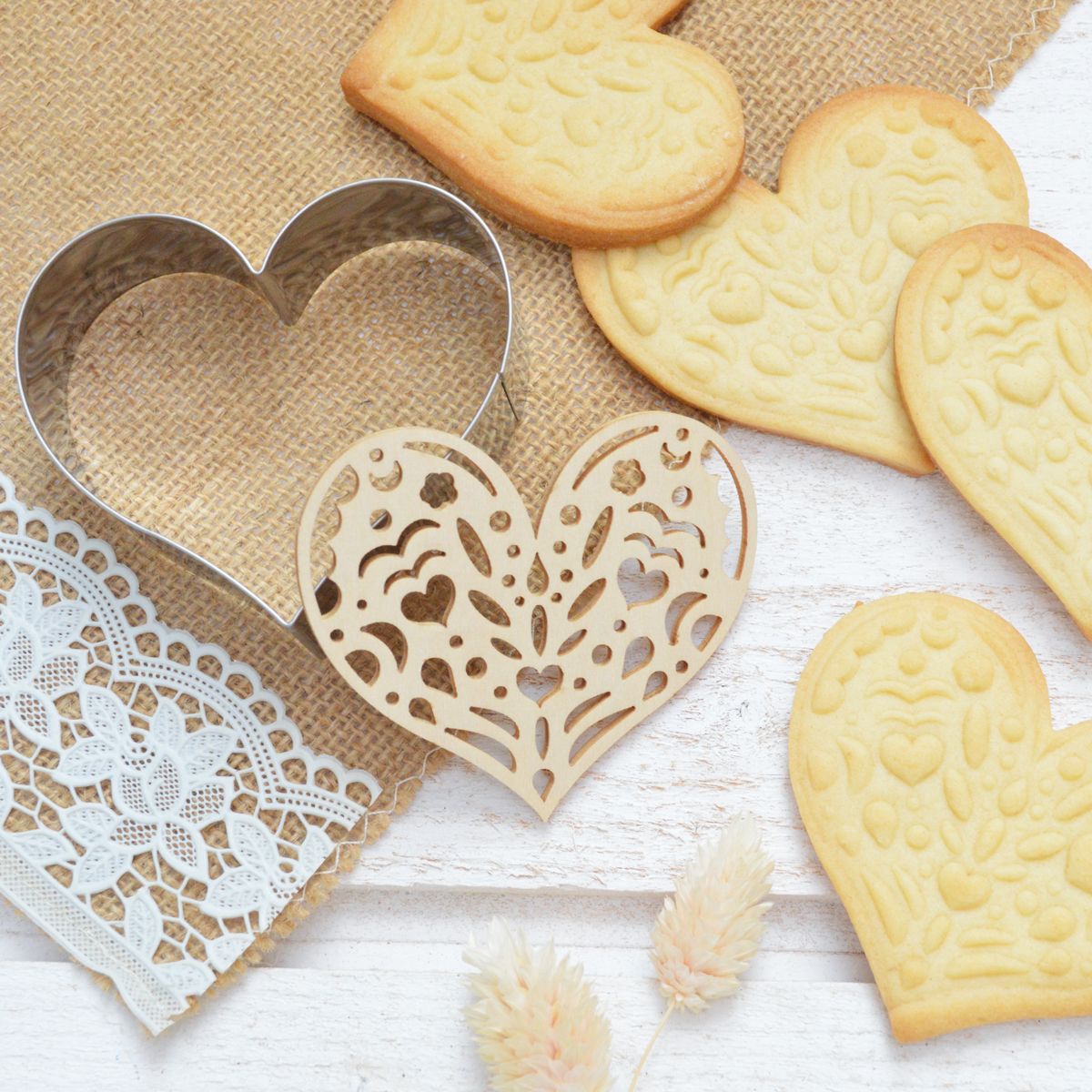 ScrapCooking Hjerteutstikker med embosser