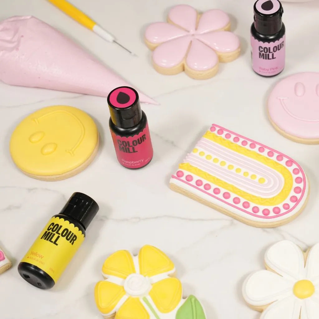 Dekorerte kjeks med Colour Mill Baby Pink vannbasert farge