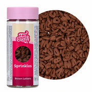FunCakes brune spiselige bokstaver, boks og nærbilde av strøsselet