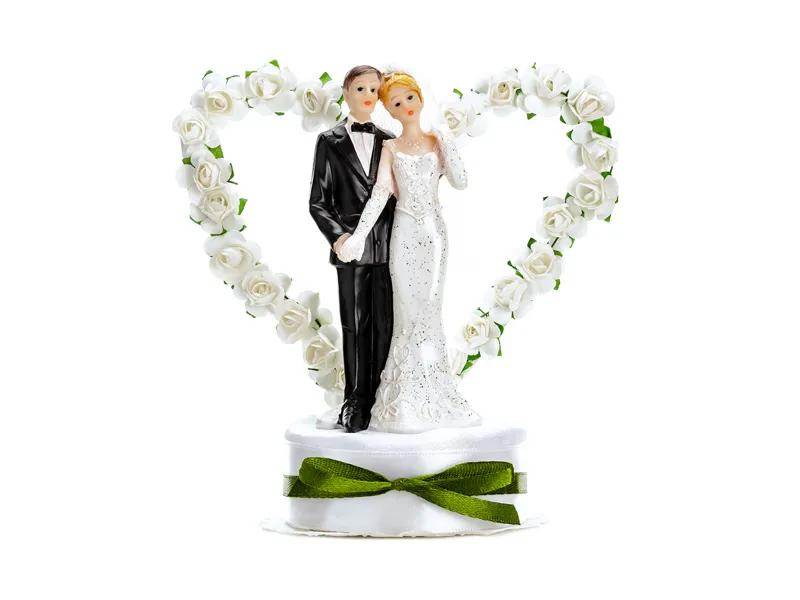 kaketopp til bryllup med blomster hjerte