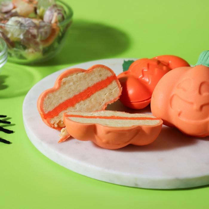 pme kakeform funky pumpkins