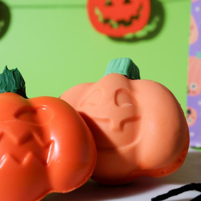 pme kakeform funky pumpkins