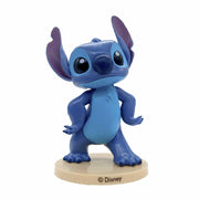 Stitch kaketopp i plast 9 cm – figur sett forfra