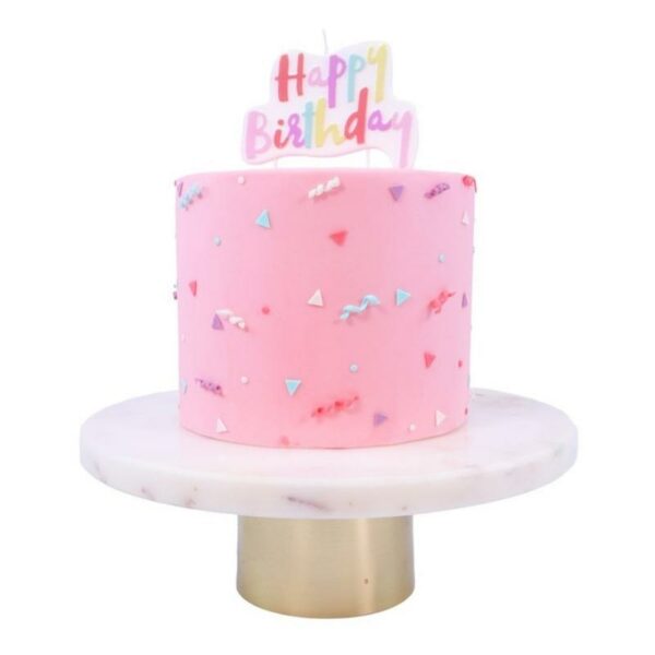 PME kake og kakelys i rosa pastell med skriften happy birthday