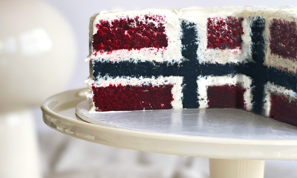 Flaggkake av det norske flagget til 17. mai