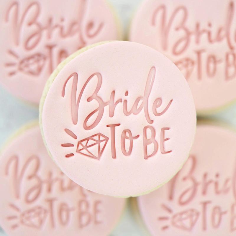 Bilde av Sweet Stamp Cupcake Embosser -bride To Be-