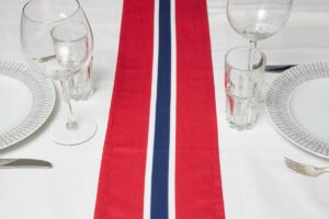 Bordløper norsk flagg til 17. mai